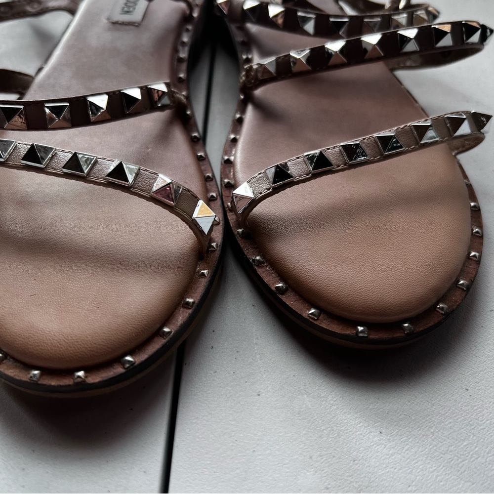 Steve Madden Gladiator Sandal 7.5 - Picture 2 of 10